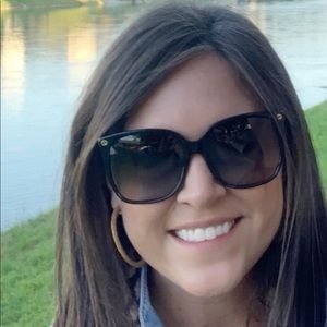 Meet your Posher, Sara